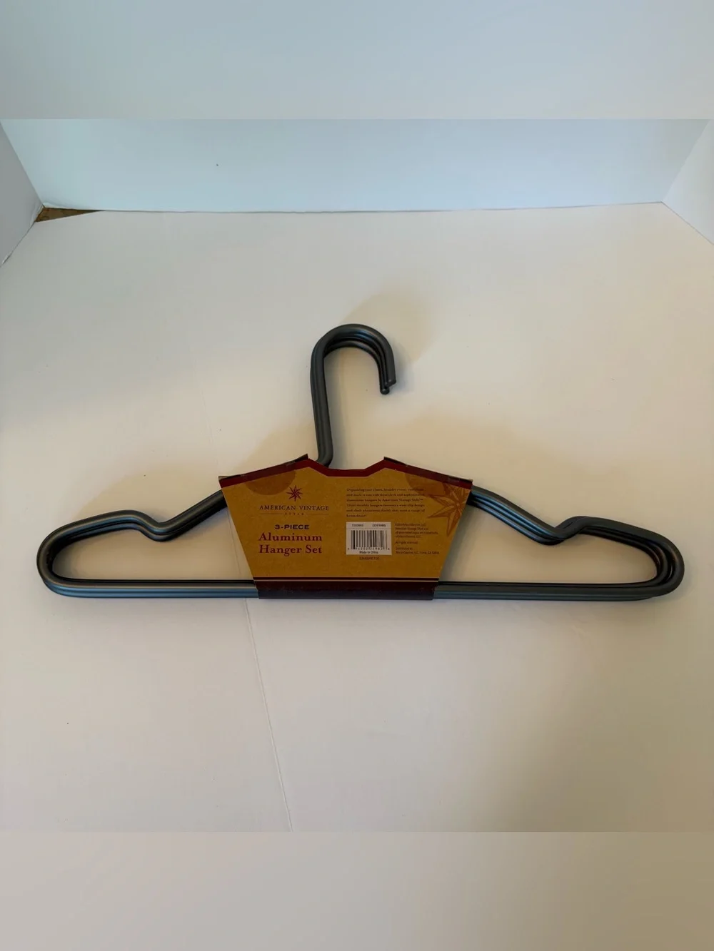 American Vintage Style 3-Piece Aluminum Hanger Set - New #2